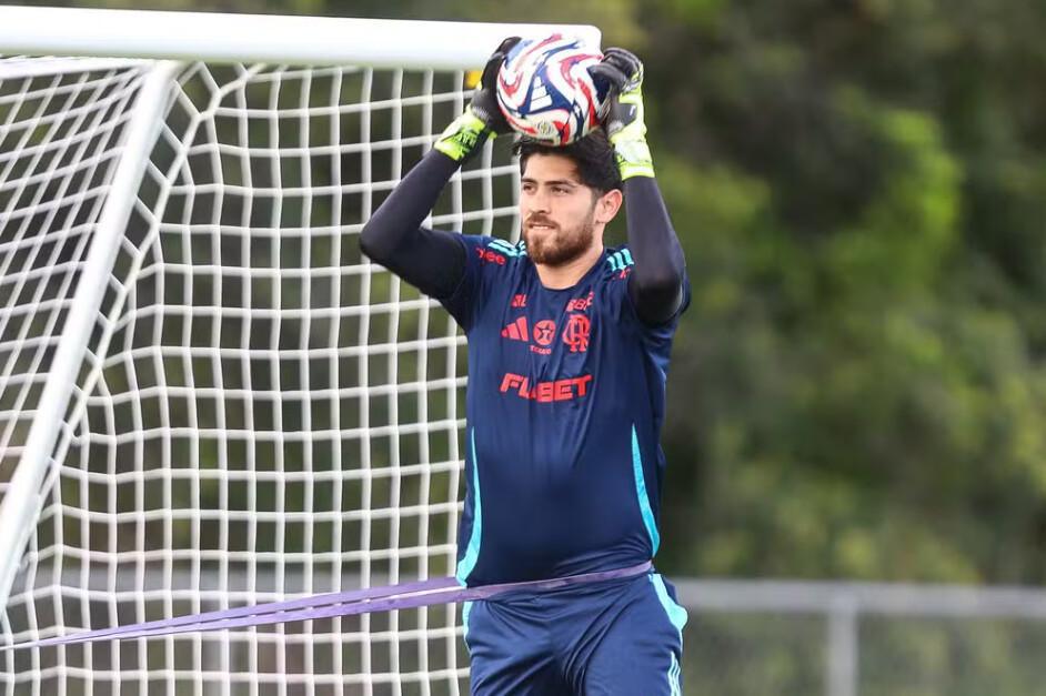 Rossi busca cidadania brasileira enquanto fortalece vínculo com o Flamengo