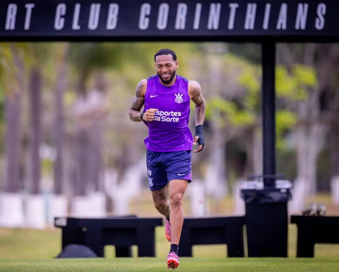 Martínez se ausenta de treinos do Corinthians e fica fora do clássico contra o Santos Martínez se ausenta de treinos do Corinthians e fica fora do clássico contra o Santos