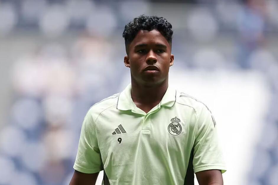 Endrick pode seguir na Europa ou voltar temporariamente ao Palmeiras, avalia Real Madrid Endrick pode seguir na Europa ou voltar temporariamente ao Palmeiras, avalia Real Madrid