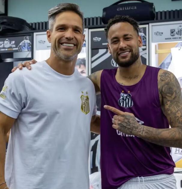 Diego Ribas aponta desafios do Santos e aposta em Neymar para liderar reação: "É um escudo" Diego Ribas aponta desafios do Santos e aposta em Neymar para liderar reação: "É um escudo"