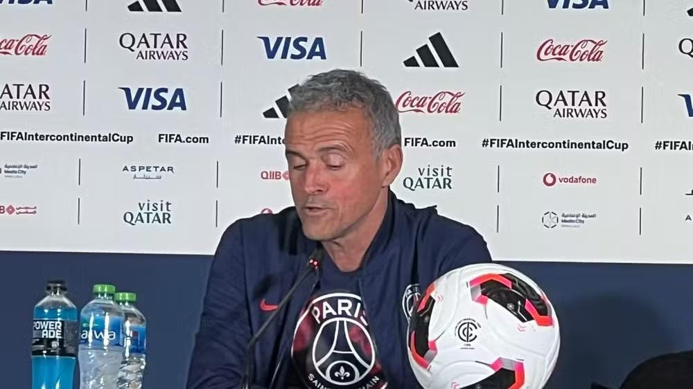Luis Enrique projeta final entre Flamengo e PSG e elogia estilo rubro-negro: “Confronto especial” Luis Enrique projeta final entre Flamengo e PSG e elogia estilo rubro-negro: “Confronto especial”
