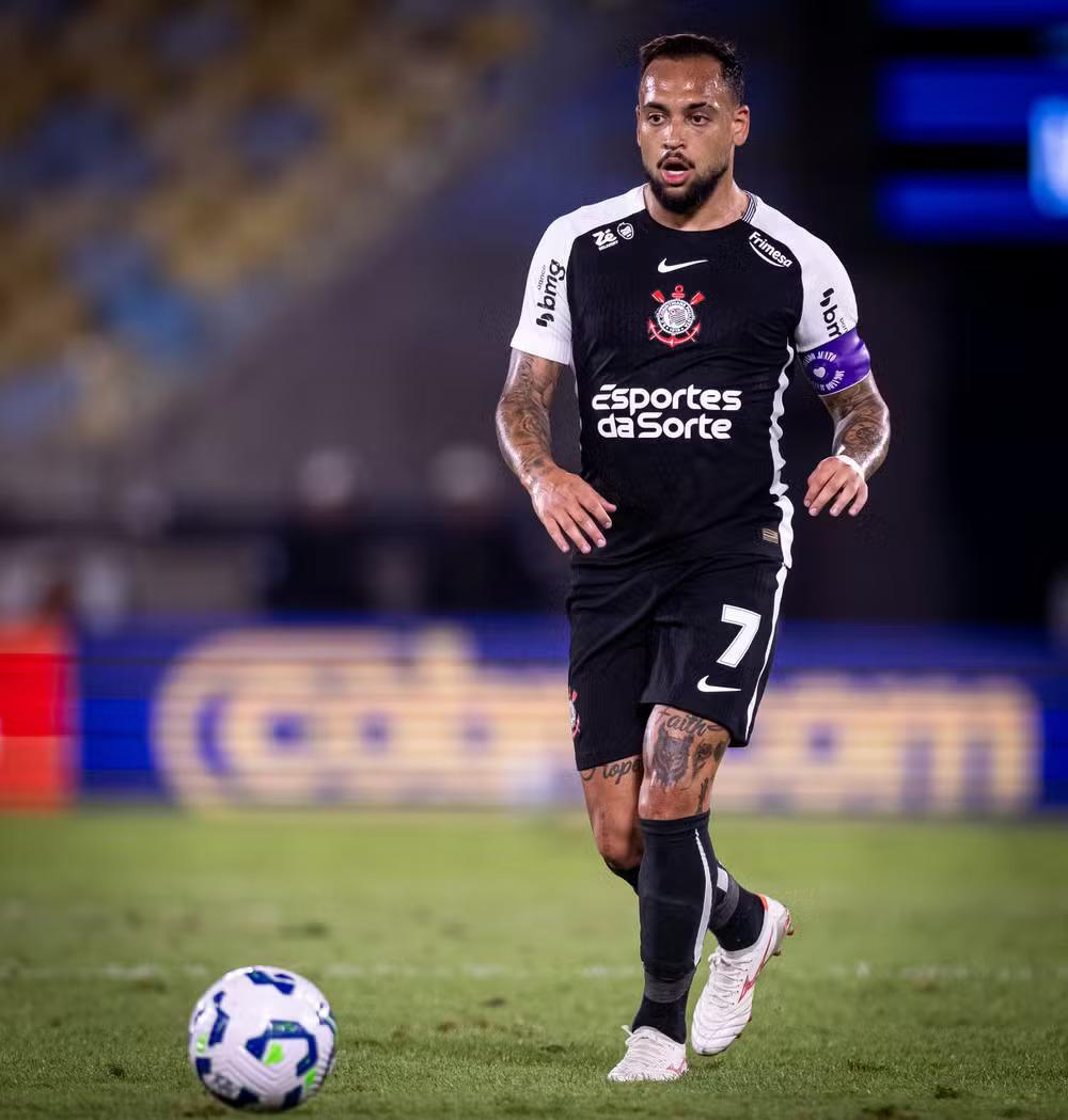 Maycon escolhe o Atlético-MG, Shakhtar aceita proposta e volante se despede do Corinthians Maycon escolhe o Atlético-MG, Shakhtar aceita proposta e volante se despede do Corinthians