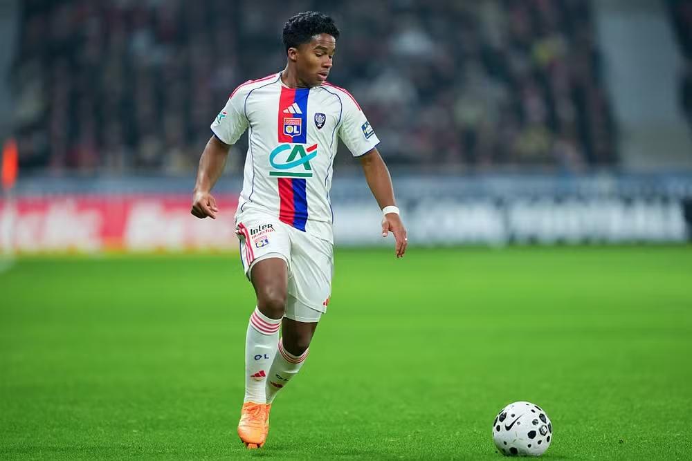 Imprensa francesa exalta Endrick após estreia decisiva pelo Lyon: “Prodígio”