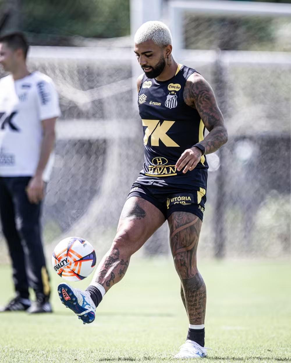 Santos aposta em retorno de Gabigol para clássico decisivo contra o Corinthians