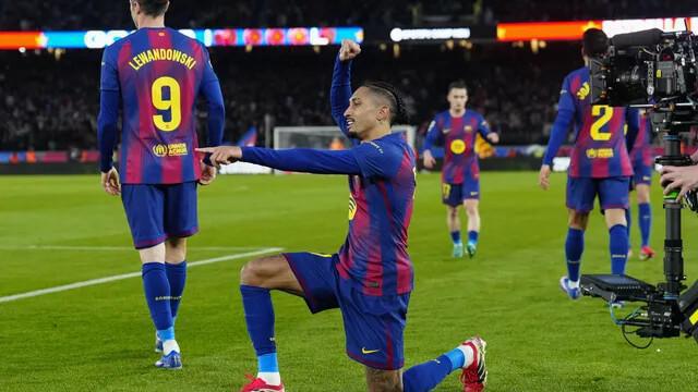 Raphinha e Lamine Yamal brilham, e Barcelona reassume liderança de LaLiga no Camp Nou