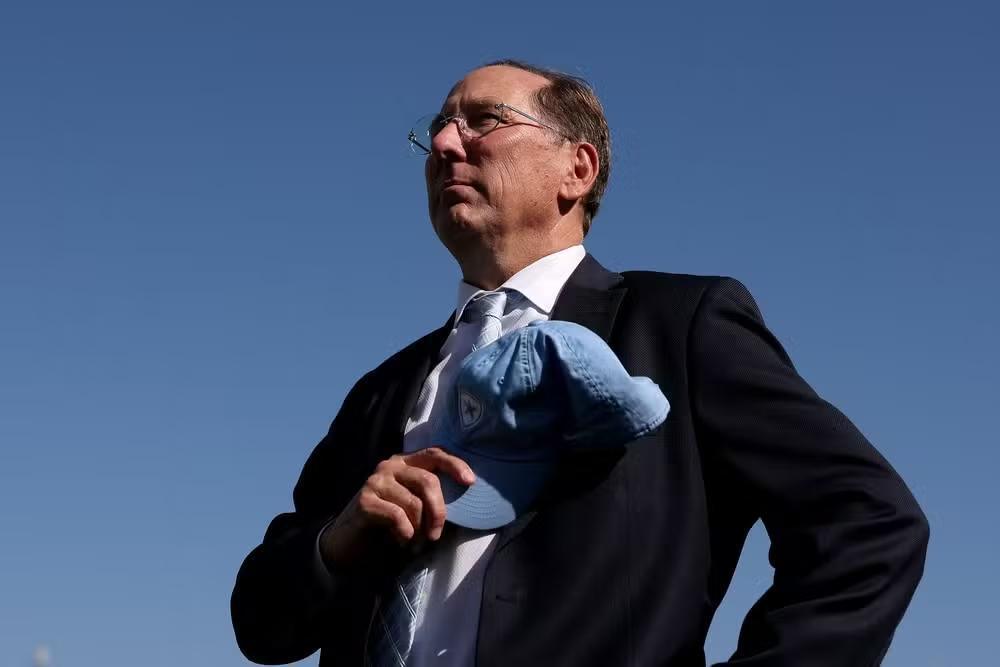 Justiça barra vendas do Botafogo e impede negociações de Textor com o Nottingham Forest Justiça barra vendas do Botafogo e impede negociações de Textor com o Nottingham Forest