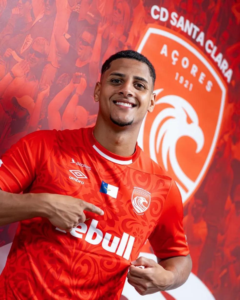 Cruzeiro reduz elenco, “enxuga” a folha e encaminha saída de 18 jogadores para 2026