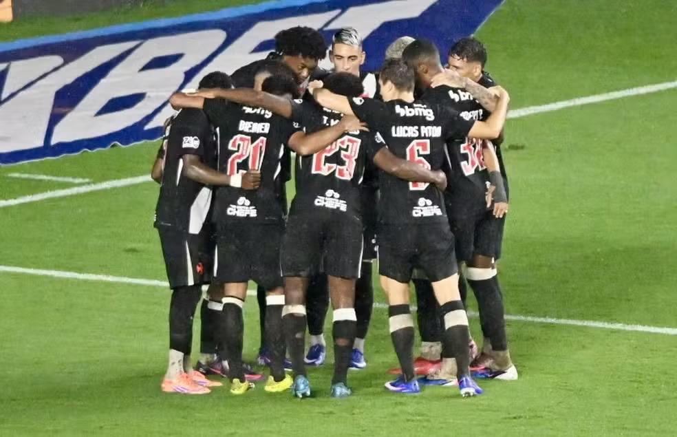 Vasco atinge 15 saídas no elenco em dois meses e conclui reformulação do grupo