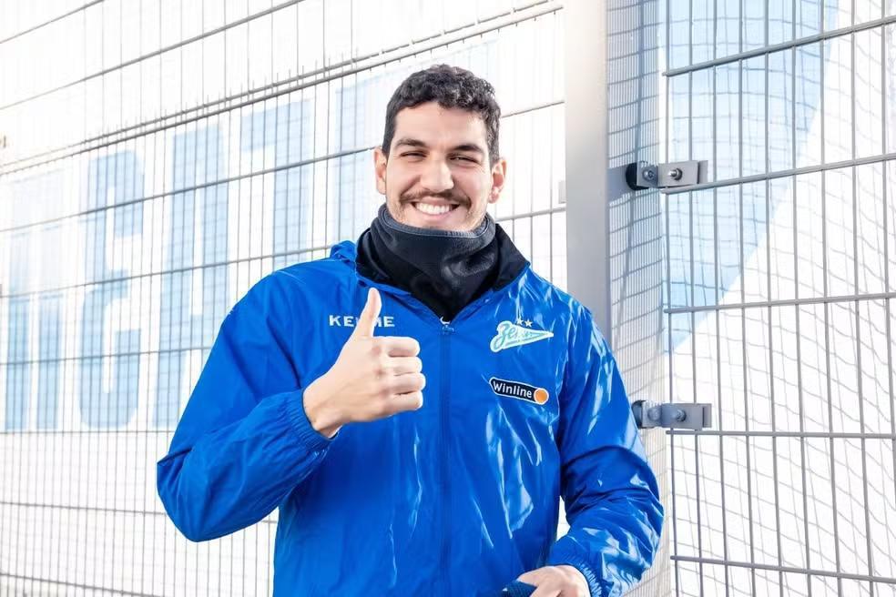 Palmeiras mantém Nino como prioridade e mira contratação do zagueiro para junho