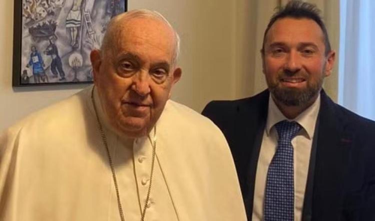 Avellino sobe outra vez em meio à comoção no Vaticano: coincidência que atravessa pontificados