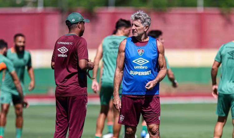  Fluminense terá força máxima no clássico contra o Botafogo após rodízio na Sul-Americana