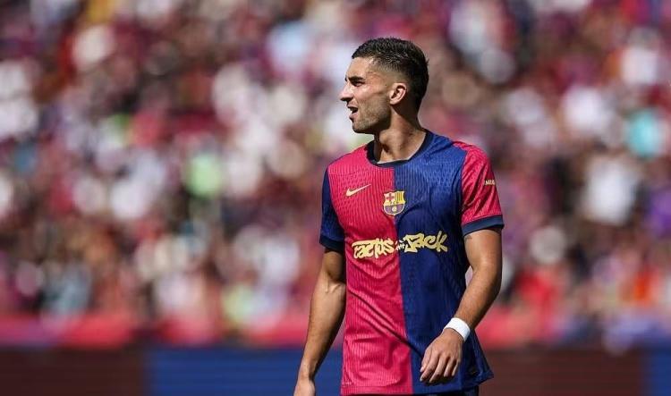Barcelona perde Ferrán Torres por cirurgia inesperada às vésperas de jogo decisivo