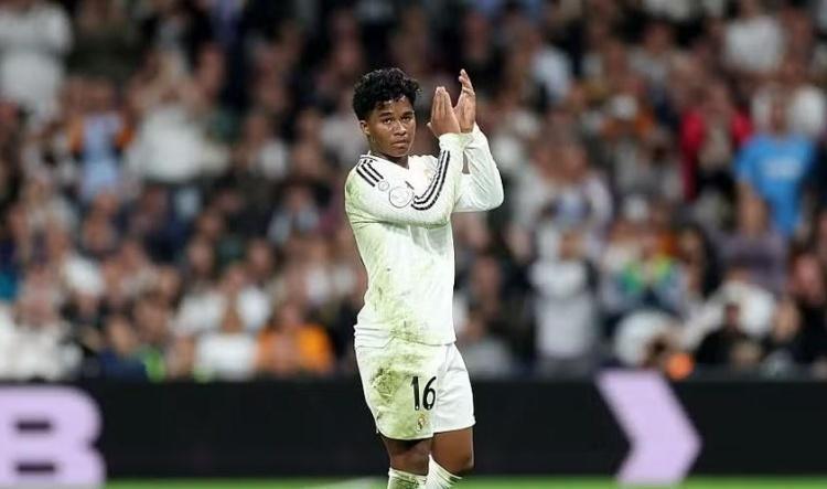Endrick sofre lesão e desfalca Seleção Brasileira na estreia de Ancelotti