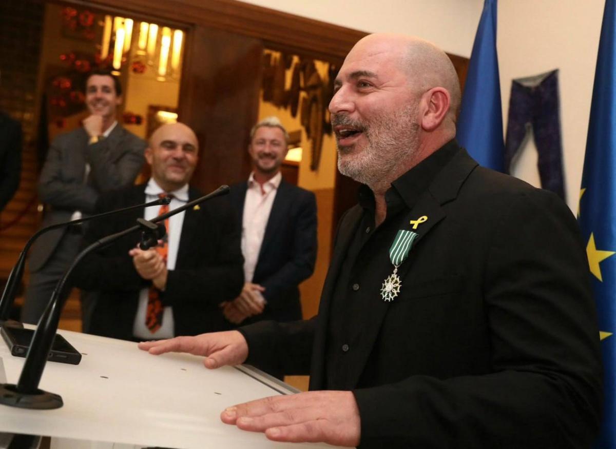 🎭🏅 Lior Raz, star de "Fauda", fait chevalier des arts et des lettres 🎭🏅 Lior Raz, star de "Fauda", fait chevalier des arts et des lettres