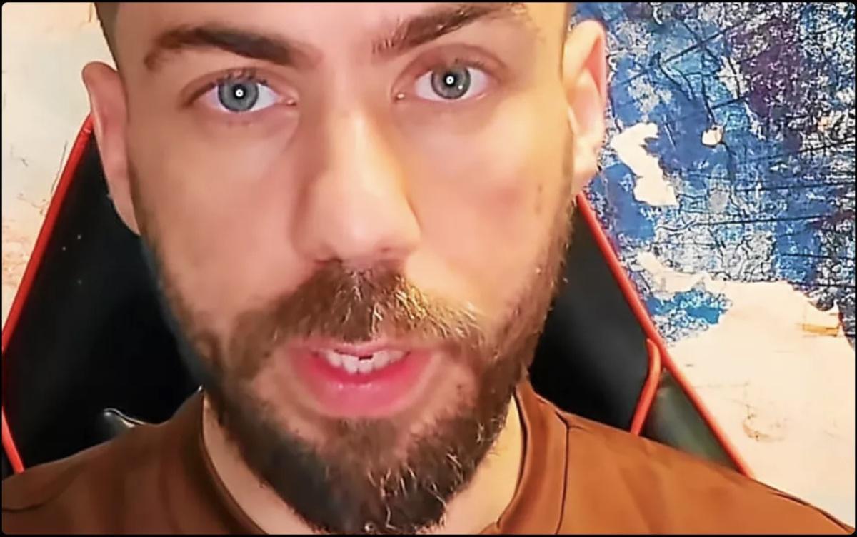 Influenceurs algériens arrêtés en France : un réseau de menaces démantelé Influenceurs algériens arrêtés en France : un réseau de menaces démantelé