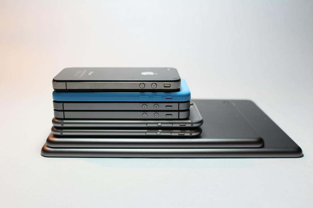 Apple expédie en urgence des iPhones depuis l'Inde pour éviter les nouveaux droits de douane américains Apple expédie en urgence des iPhones depuis l'Inde pour éviter les nouveaux droits de douane américains