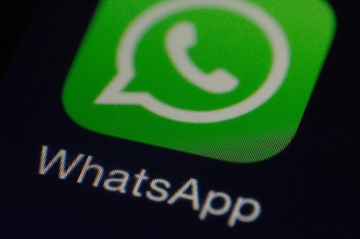 Meta intensifie la lutte contre les arnaques sur WhatsApp et mise sur l’intelligence artificielle