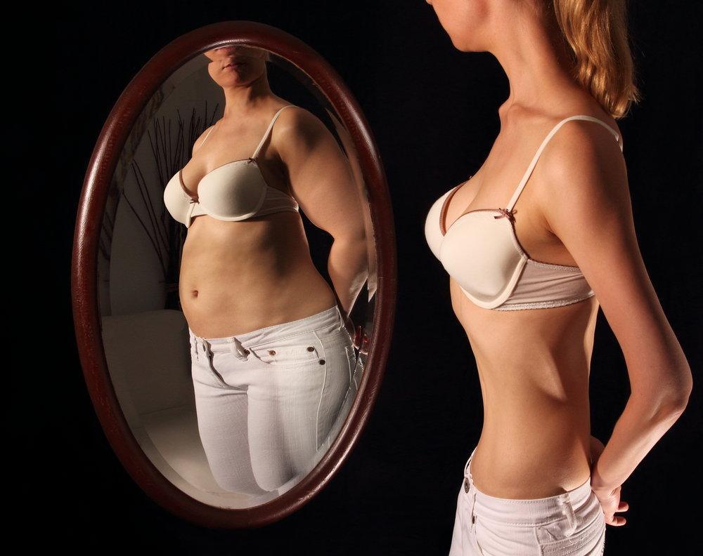 TCA : Quand le mal-être s’habille en tendances ou pourquoi le #skinnytok devrait nous alerter