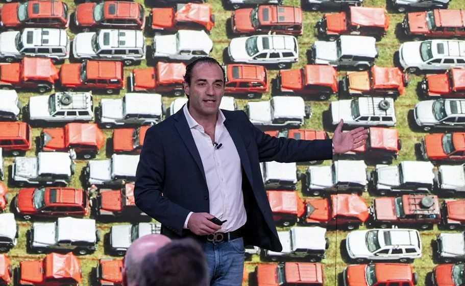 Filosa, el elegido para suceder a Tavares como CEO de Stellantis.