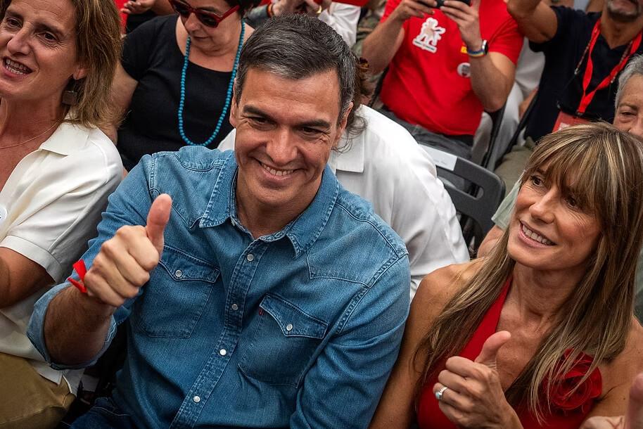 Begoña Gómez usa el Falcon para viajes personales y tiene pasaporte diplomático