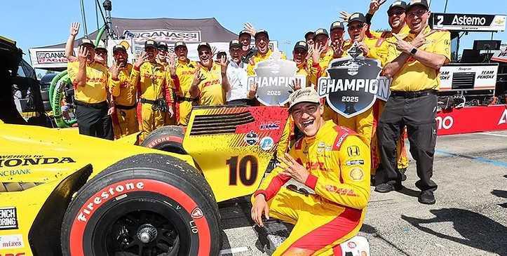 Alex Palou consigue su cuarto campeonato en la IndyCar