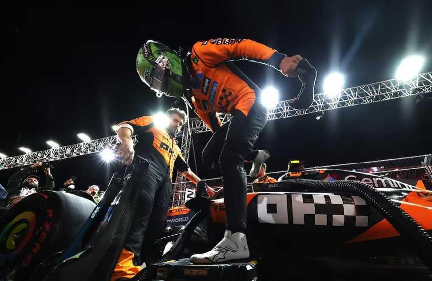 Los McLaren descalificados del GP de Las Vegas