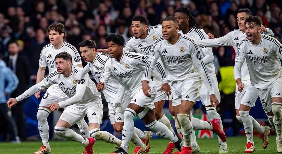 Xabi Alonso, en el ojo del huracán Xabi Alonso, en el ojo del huracán