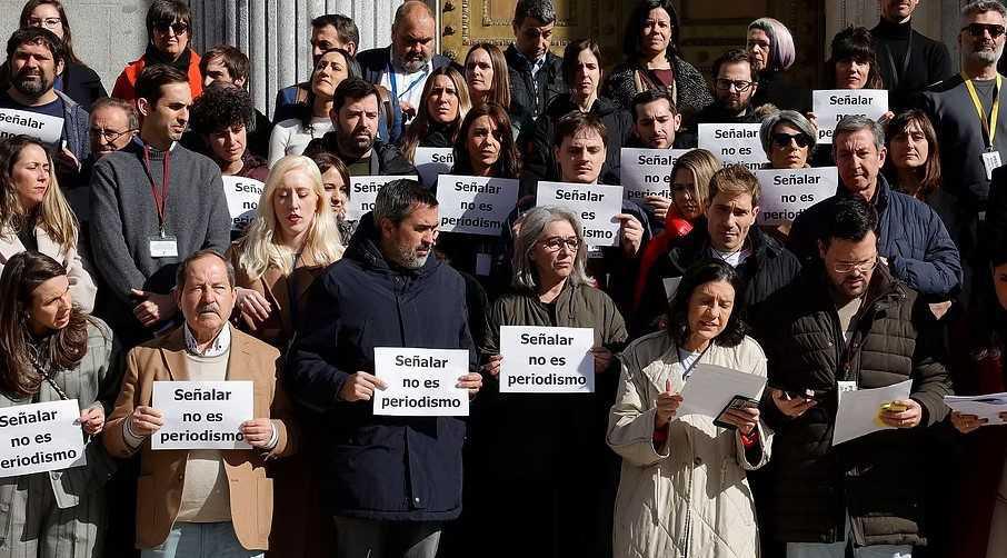 ¿Información o Munición? El papel de la prensa en la polarización ¿Información o Munición? El papel de la prensa en la polarización