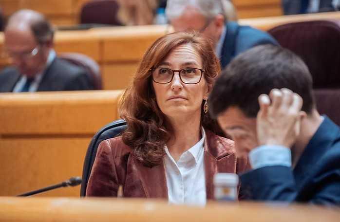 Ministra a la Fuga Ministra a la Fuga