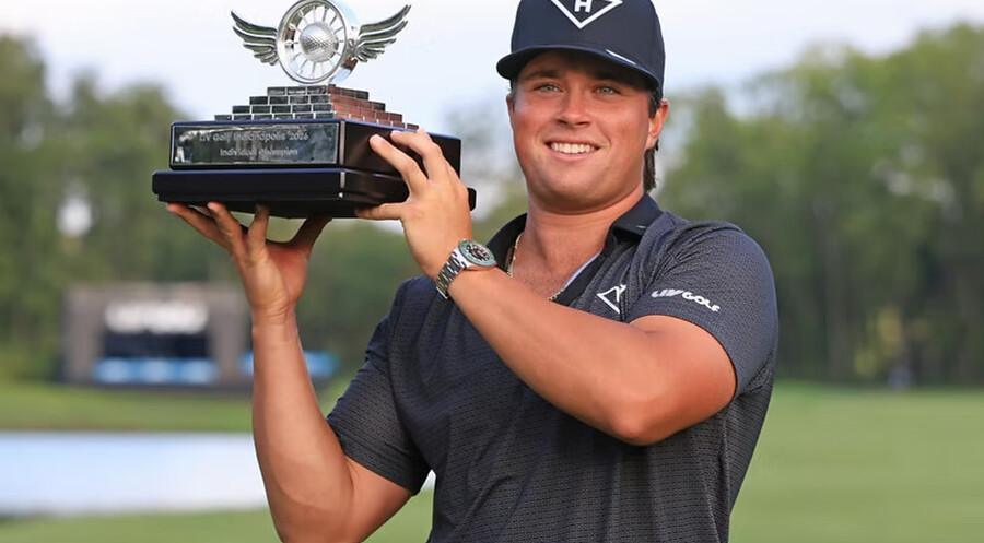 El joven Michael La Sasso supera a Jon Rahm en la final del LIV Golf 