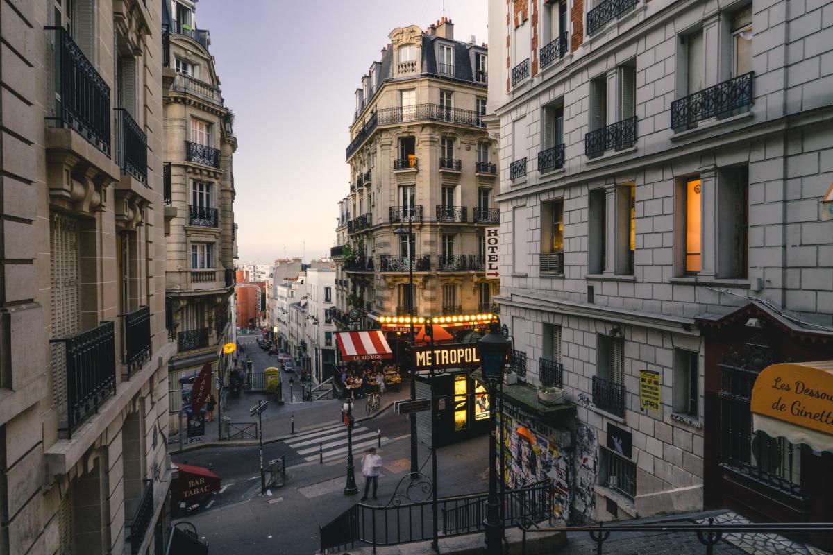 Man in counterfeit explosives vest slaughtered in the midst of high Paris pressure 