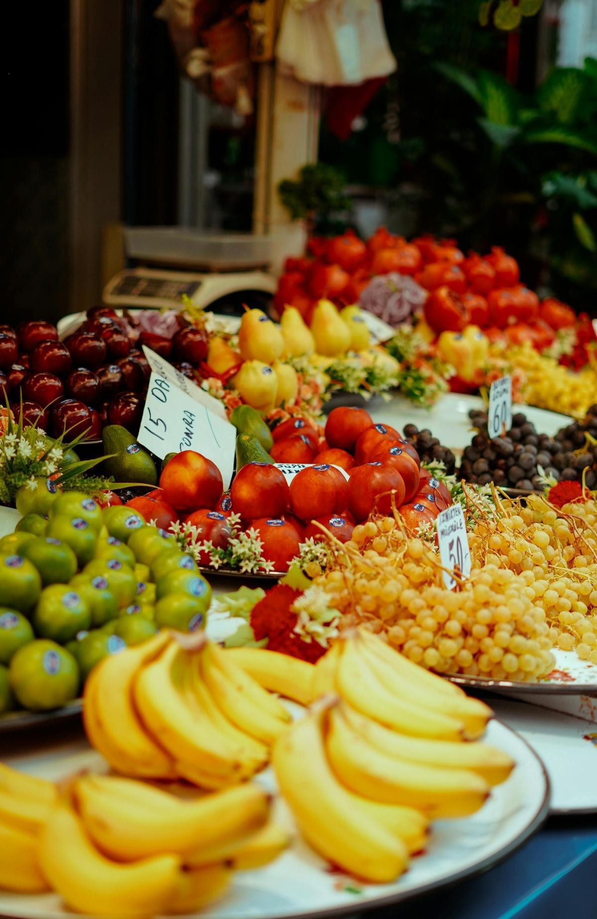 Articlophile RP · 02 - Haricots verts, diplomatie africaine et défis sociaux