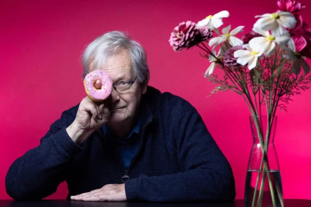 Décès de Martin Parr, photographe de la vie quotidienne britannique, à l'âge de 73 ans