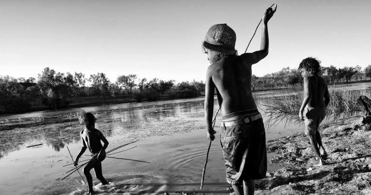 En Terre d'Arnhem, une communauté aborigène organise sa première semaine de la mode