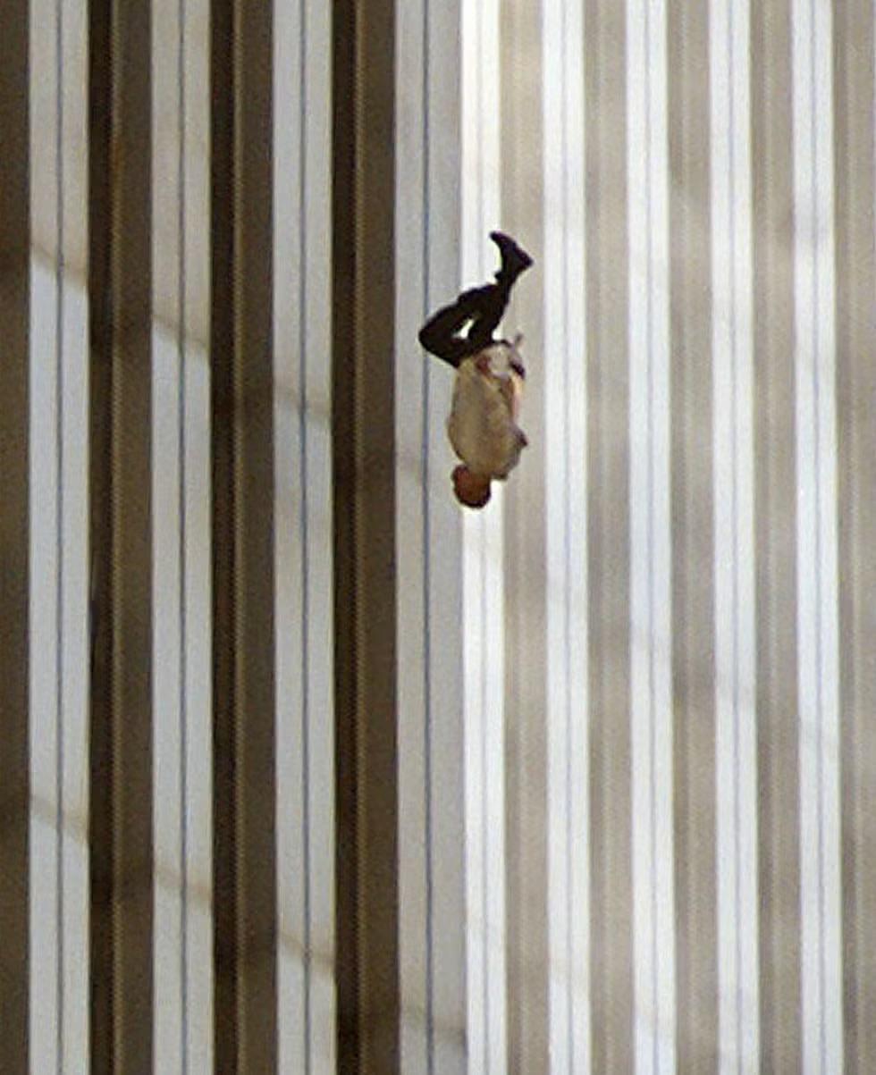 The Falling Man : l'histoire de la photo la plus controversée du 11-Septembre