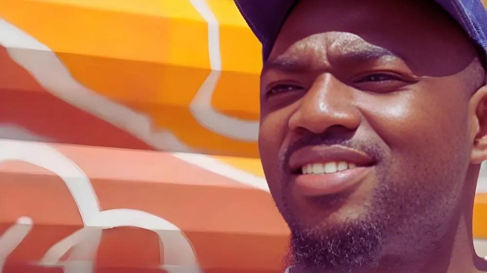 Sacko Camara traverse l'Afrique en voiture vers la CAN 2025 à Marrakech Sacko Camara traverse l'Afrique en voiture vers la CAN 2025 à Marrakech