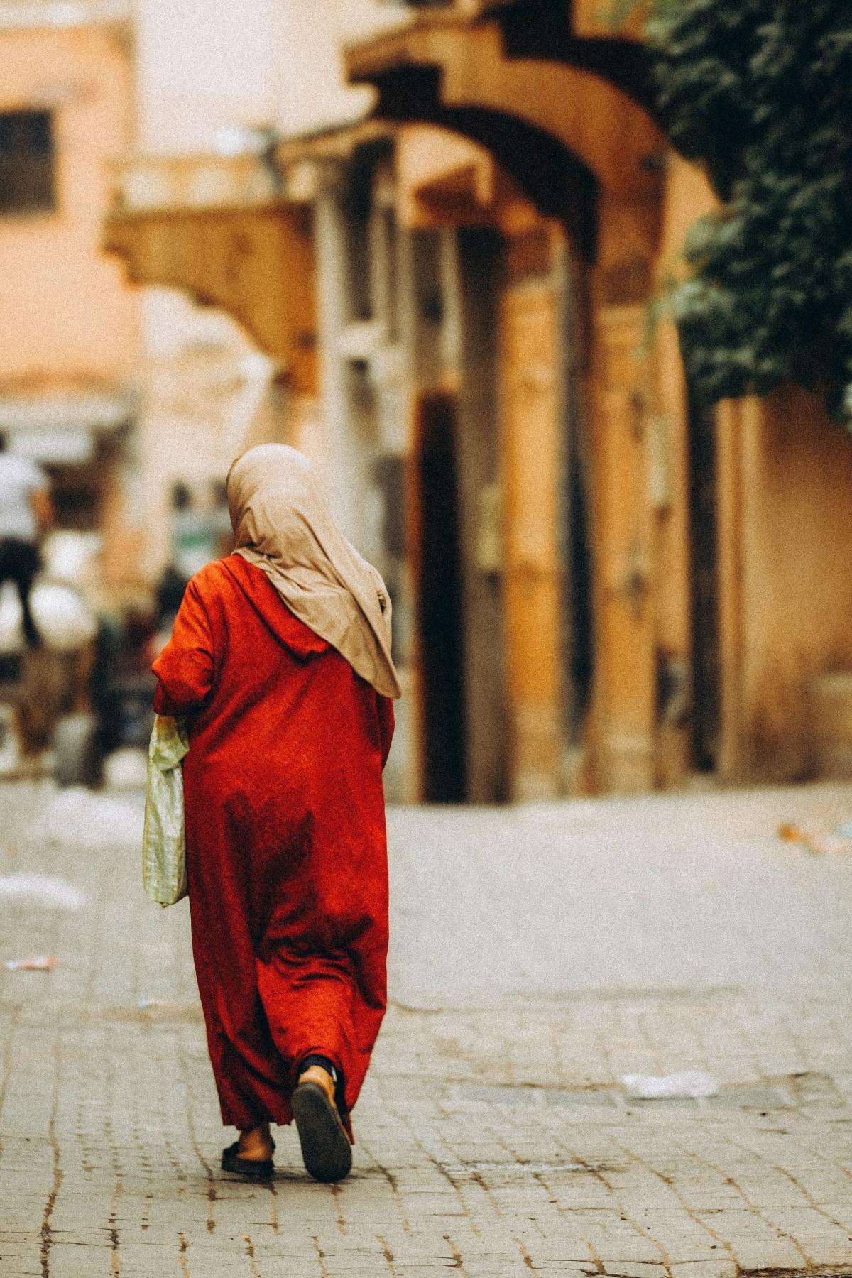 Le Marrakech - Bulletin #57 - Vague de chaleur, spot touristique français, emploi régional et sacre cycliste (2-4 août 2026)