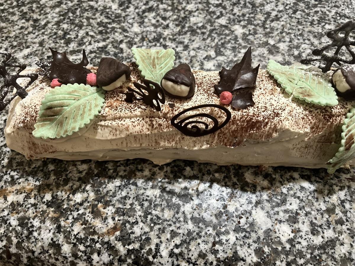 Bûche parfait marron