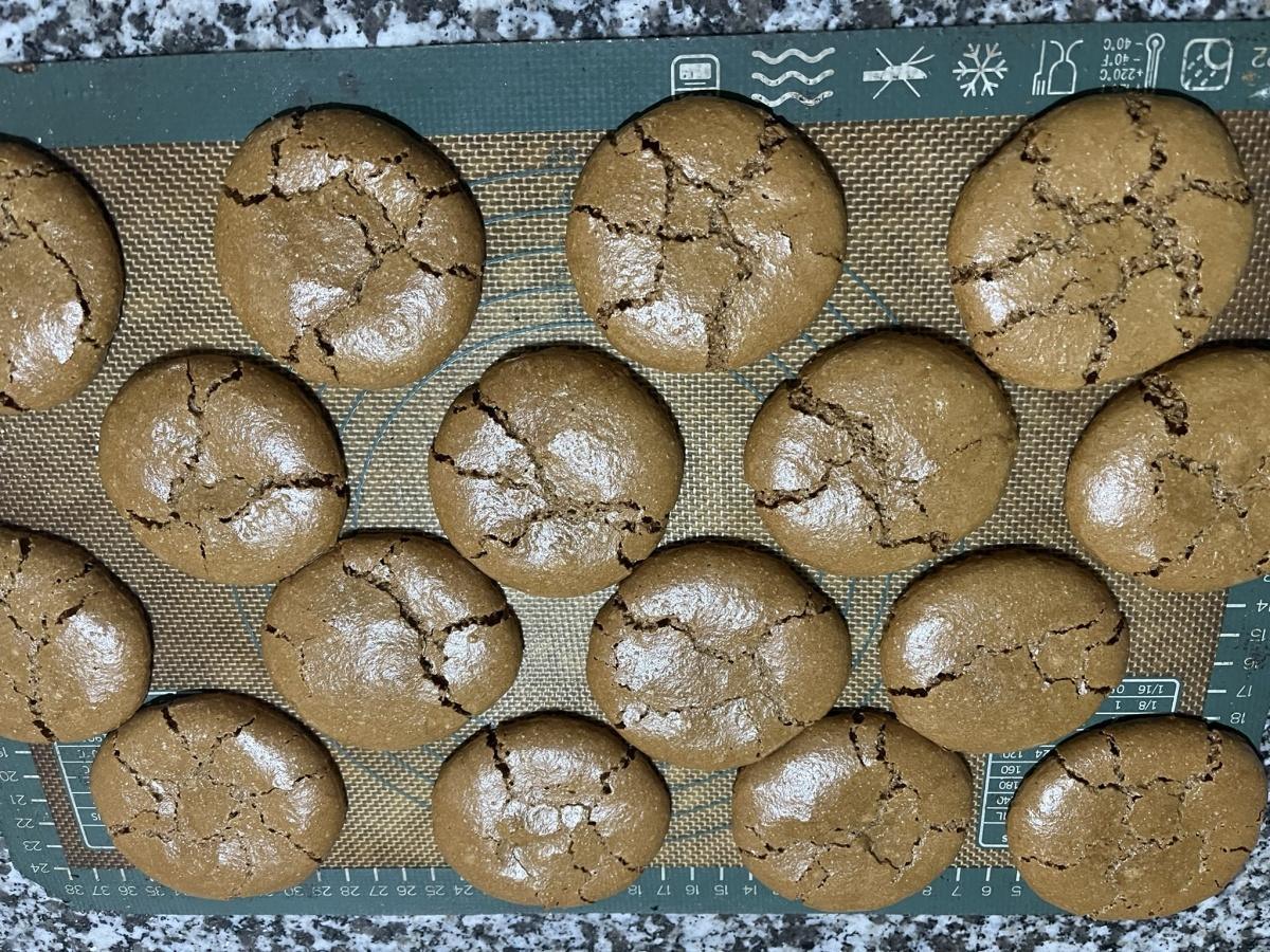 Macaron café et ganache chocolat Macaron café et ganache chocolat