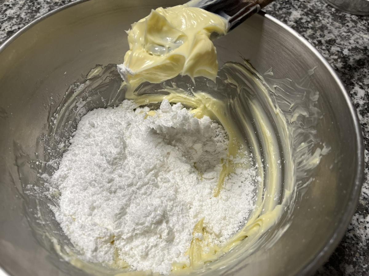 Pâte à tulipe et cigarette Pâte à tulipe et cigarette