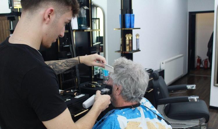 The Broadway Barber Shop (+)