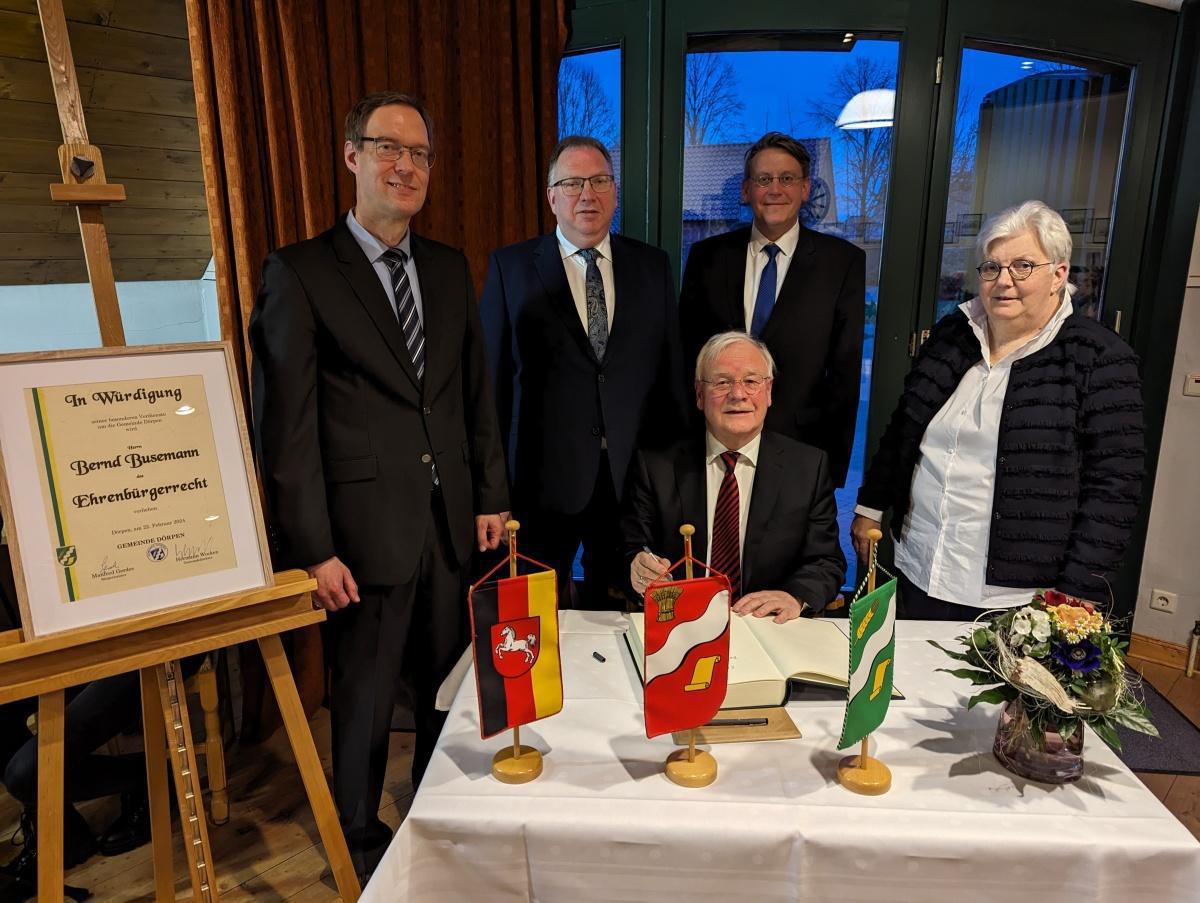 Bernd Busemann ist Ehrenbürger der Gemeinde Dörpen