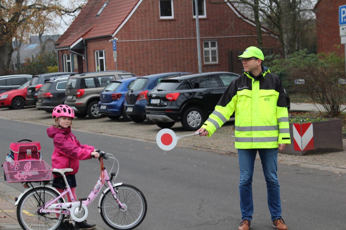 Weitere Verkehrshelfer gesucht Weitere Verkehrshelfer gesucht