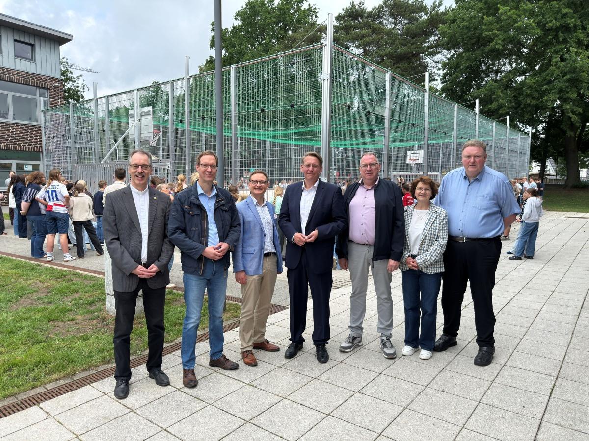 Neues Soccerfeld beim Gymnasium Dörpen eingeweiht