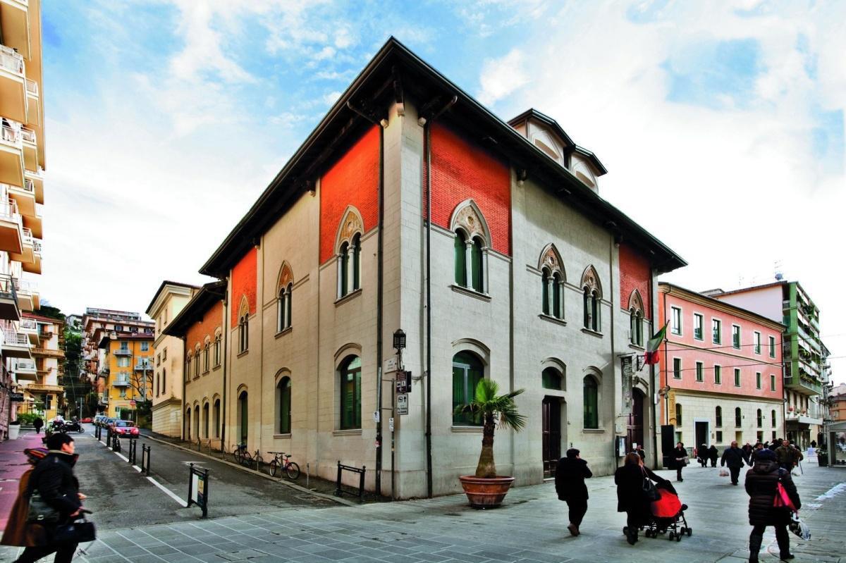 Palazzina delle Arti "L.R. Rosaia" - "L.R. Rosaia" Art Building Palazzina delle Arti "L.R. Rosaia" - "L.R. Rosaia" Art Building