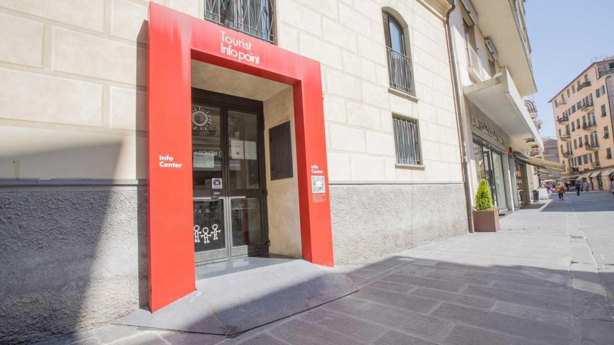 IAT - Ufficio Turismo - IAT - Tourism Office