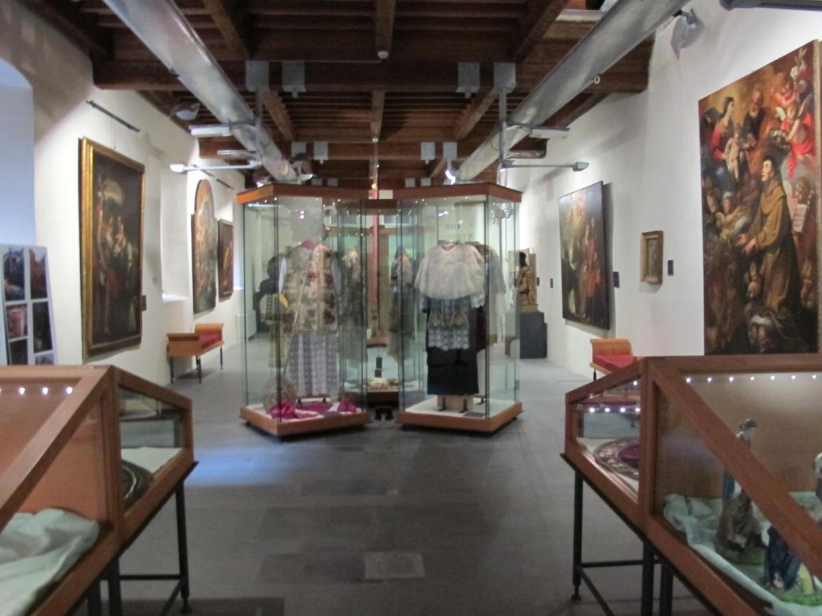 Museo Diocesano - Diocesan Museum Museo Diocesano - Diocesan Museum