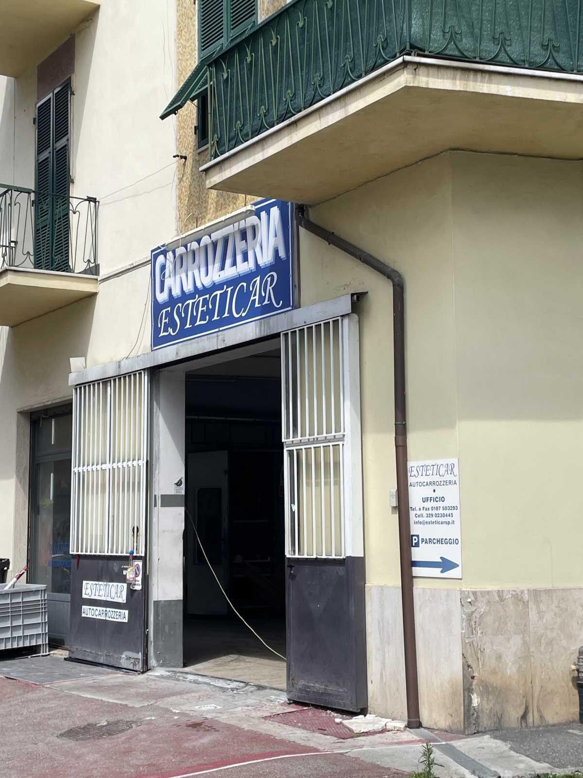 Esteticar Autocarrozzeria di Pieroni Pier Luigi
