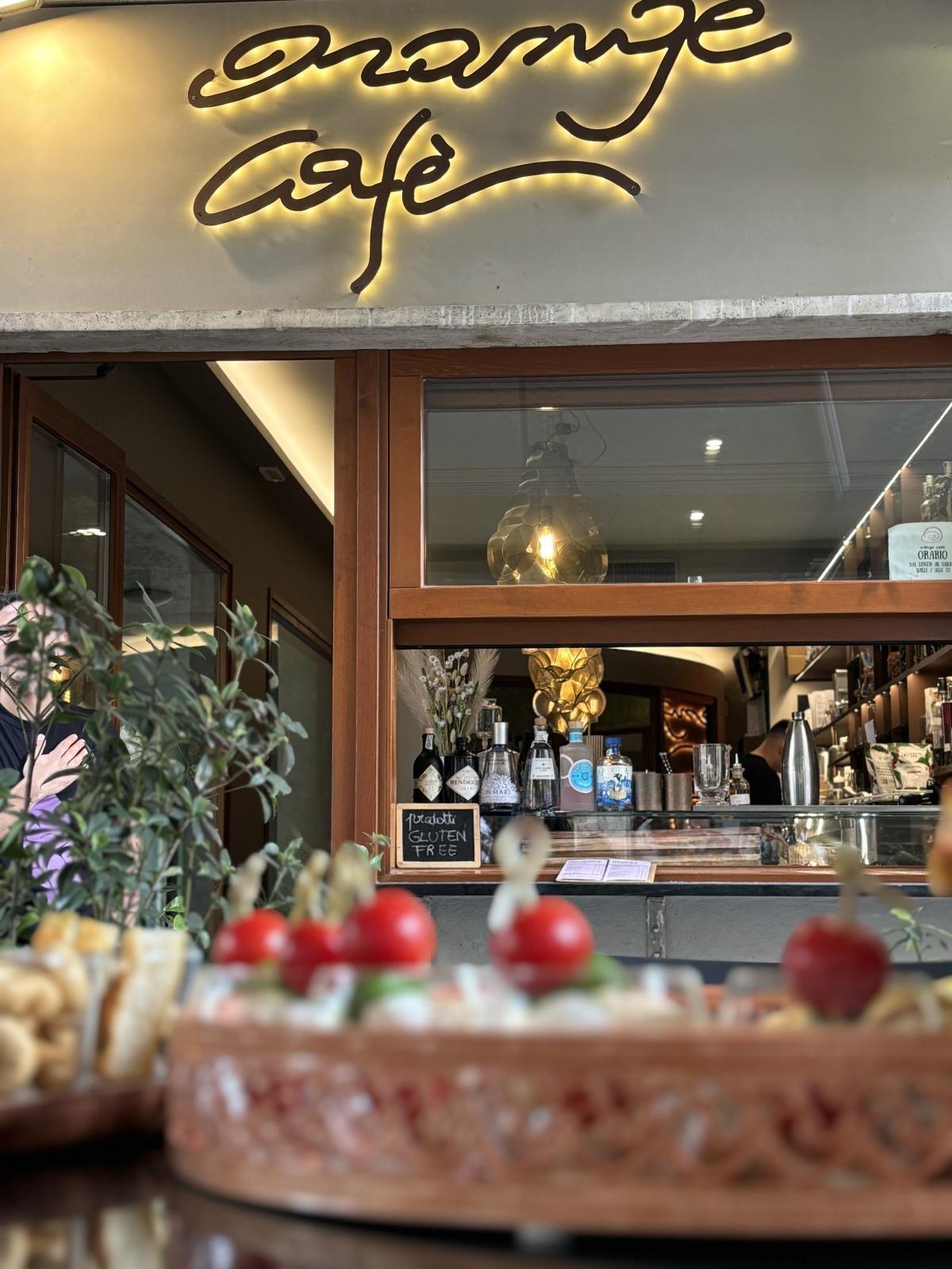 Orange Cafè