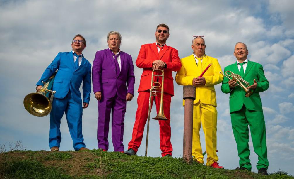 Warm-Up mit RITTER-JATZ-BÄND Warm-Up mit RITTER-JATZ-BÄND